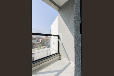 Casa à venda com 68m², 2 quartos e 1 vaga Casa à venda com 68m², 2 quartos e 1 vagaSuíte - varanda