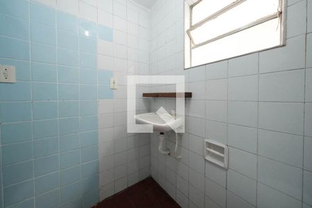 Banheiro de casa para alugar com 1 quarto, 38m² em Cangaiba, São Paulo