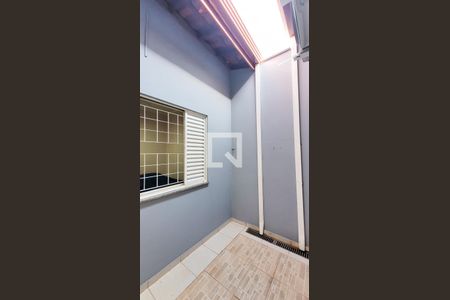 Casa à venda com 129m², 3 quartos e 3 vagas Casa à venda com 129m², 3 quartos e 3 vagasJarde de inverno