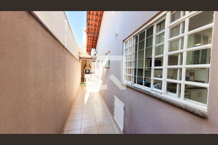 Casa à venda com 129m², 3 quartos e 3 vagas Casa à venda com 129m², 3 quartos e 3 vagasChurrasqueira