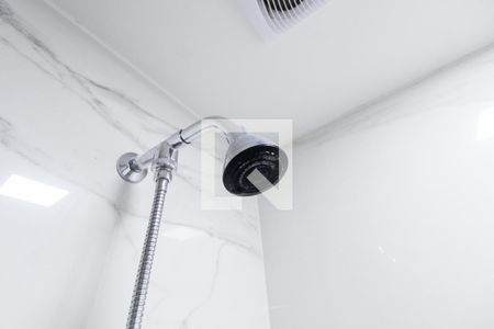 Apartamento à venda com 211m², 4 quartos e 2 vagas Apartamento à venda com 211m², 4 quartos e 2 vagasBanheiro da Suíte 2