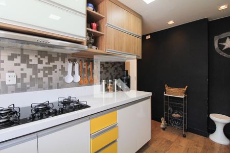 Apartamento à venda com 211m², 4 quartos e 2 vagas Apartamento à venda com 211m², 4 quartos e 2 vagasCozinha