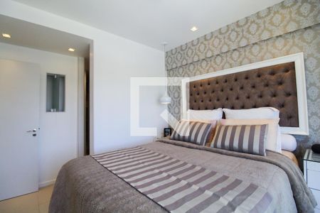 Apartamento à venda com 211m², 4 quartos e 2 vagas Apartamento à venda com 211m², 4 quartos e 2 vagasSuíte 2