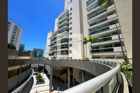 Apartamento à venda com 211m², 4 quartos e 2 vagas Apartamento à venda com 211m², 4 quartos e 2 vagasFachada do Prédio