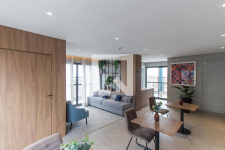 Apartamento à venda com 27m², 1 quarto e sem vaga Apartamento à venda com 27m², 1 quarto e sem vagaÁrea comum - Salão de festas
