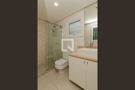 Casa à venda com 400m², 4 quartos e 4 vagas Casa à venda com 400m², 4 quartos e 4 vagasBanheiro 2