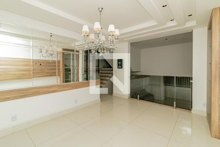 Casa à venda com 400m², 4 quartos e 4 vagas Casa à venda com 400m², 4 quartos e 4 vagasSala