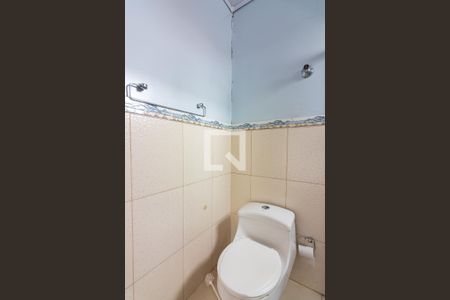 Casa à venda com 190m², 3 quartos e 2 vagasBanheiro da Suíte