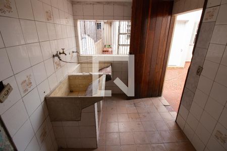 Casa à venda com 260m², 4 quartos e 2 vagas Casa à venda com 260m², 4 quartos e 2 vagasÁrea de Serviço