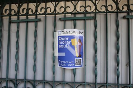 Casa à venda com 253m², 3 quartos e 7 vagas Casa à venda com 253m², 3 quartos e 7 vagasPlaquinha