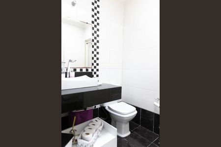 Casa à venda com 253m², 3 quartos e 7 vagas Casa à venda com 253m², 3 quartos e 7 vagasBanheiro do Quarto 1