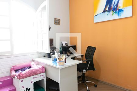 Casa à venda com 253m², 3 quartos e 7 vagas Casa à venda com 253m², 3 quartos e 7 vagasQuarto 3