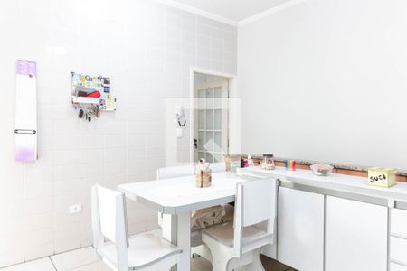 Casa à venda com 253m², 3 quartos e 7 vagas Casa à venda com 253m², 3 quartos e 7 vagasCozinha