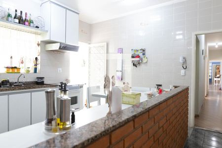 Casa à venda com 253m², 3 quartos e 7 vagas Casa à venda com 253m², 3 quartos e 7 vagasCozinha