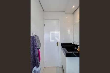 Casa de condomínio à venda com 103m², 2 quartos e 1 vagaBanheiro da Suíte