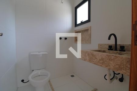 Casa à venda com 100m², 3 quartos e 2 vagasBanheiro da suíte