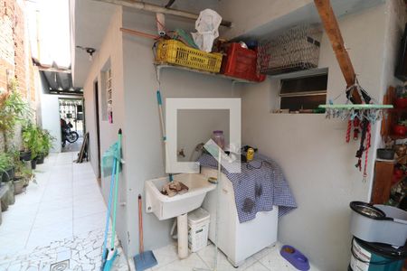 Casa à venda com 130m², 3 quartos e 1 vagaÁrea de Serviço