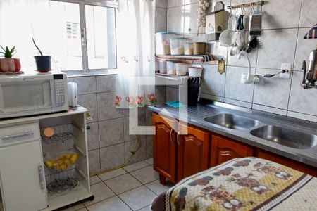 Casa à venda com 372m², 7 quartos e 4 vagas Casa à venda com 372m², 7 quartos e 4 vagasCozinha