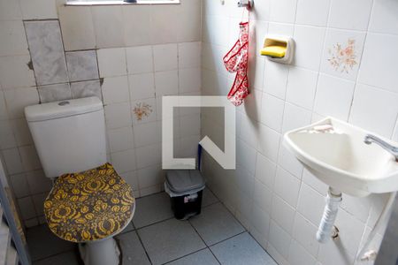 Casa à venda com 372m², 7 quartos e 4 vagas Casa à venda com 372m², 7 quartos e 4 vagasBanheiro
