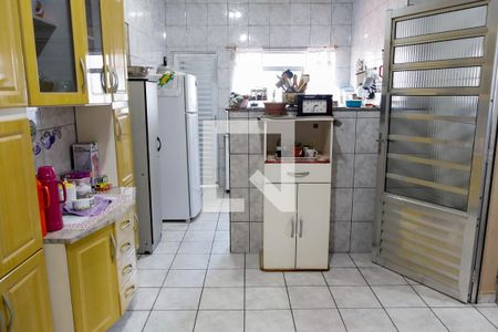 Casa à venda com 372m², 7 quartos e 4 vagas Casa à venda com 372m², 7 quartos e 4 vagasCozinha