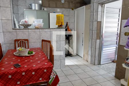 Casa à venda com 372m², 7 quartos e 4 vagas Casa à venda com 372m², 7 quartos e 4 vagasCozinha