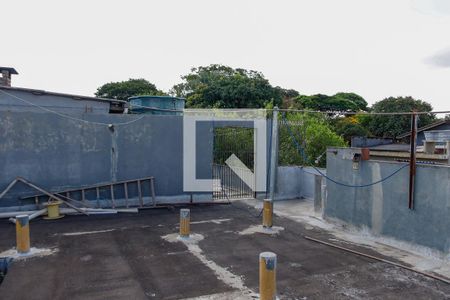 Casa à venda com 372m², 7 quartos e 4 vagas Casa à venda com 372m², 7 quartos e 4 vagasSacada