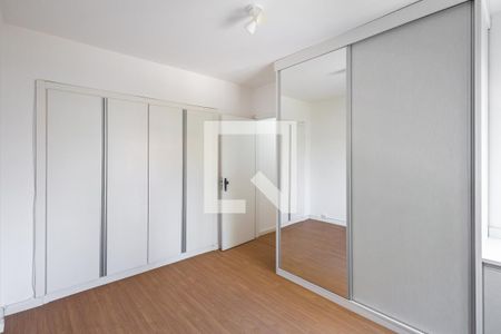 Quarto 1 de apartamento à venda com 2 quartos, 75m² em Sumaré, São Paulo