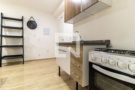 Cozinha de apartamento para alugar com 1 quarto, 25m² em Vila Buarque, São Paulo
