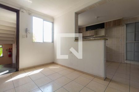 Sala de apartamento à venda com 2 quartos, 48m² em Conjunto Habitacional Padre Manoel de Paiva, São Paulo