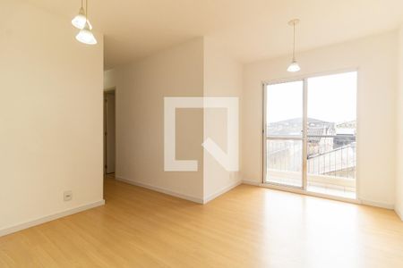 Sala de apartamento para alugar com 2 quartos, 77m² em Vila Firmiano Pinto, São Paulo