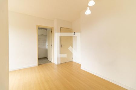 Sala de apartamento para alugar com 2 quartos, 77m² em Vila Firmiano Pinto, São Paulo