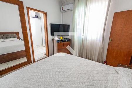 Casa de condomínio à venda com 160m², 2 quartos e 2 vagasQuarto 1 / suite e closet