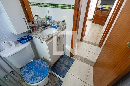 Casa de condomínio à venda com 160m², 2 quartos e 2 vagasBanheiro
