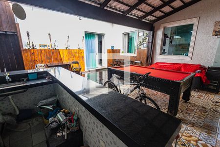 Casa de condomínio à venda com 160m², 2 quartos e 2 vagasArea gourmet