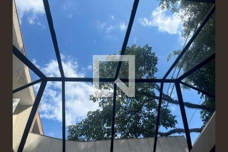 Casa à venda com 127m², 3 quartos e 2 vagasTeto garagem