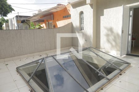 Casa à venda com 127m², 3 quartos e 2 vagasVaranda da Suite
