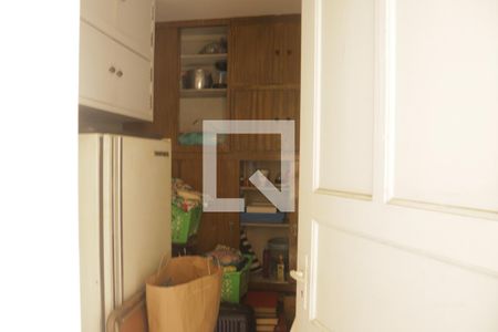 Casa à venda com 127m², 3 quartos e 2 vagasQuarto de Serviço