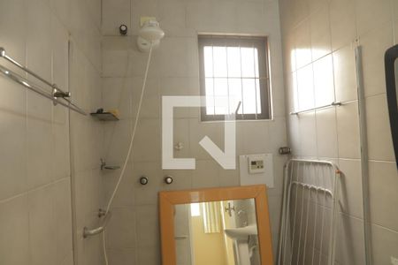 Casa à venda com 127m², 3 quartos e 2 vagasBanheiro da Suíte