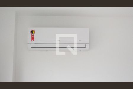 Sala / Quarto de kitnet/studio para alugar com 1 quarto, 28m² em Jardim São Paulo, São Paulo