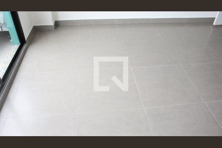 Sala / Quarto de kitnet/studio para alugar com 1 quarto, 28m² em Jardim São Paulo, São Paulo