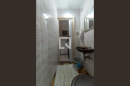 Casa à venda com 450m², 2 quartos e 4 vagas Casa à venda com 450m², 2 quartos e 4 vagasBanheiro da Suíte