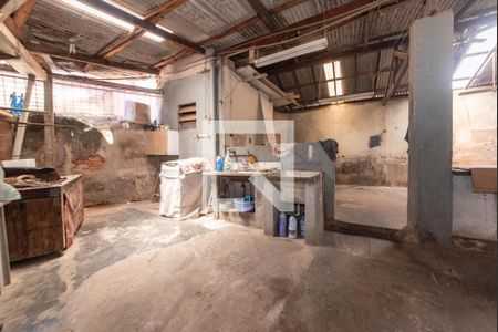 Casa à venda com 450m², 2 quartos e 4 vagas Casa à venda com 450m², 2 quartos e 4 vagasLavanderia - Atelie