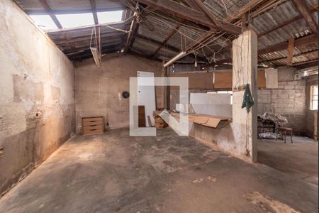 Casa à venda com 450m², 2 quartos e 4 vagas Casa à venda com 450m², 2 quartos e 4 vagasLavanderia - Atelie Quintal - Piscina