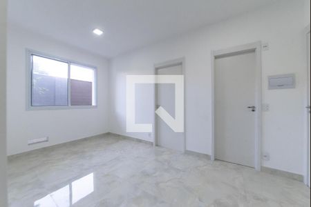 Sala de apartamento para alugar com 2 quartos, 39m² em Socorro, São Paulo