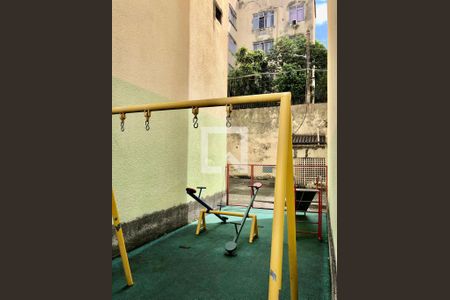 Apartamento à venda com 44m², 2 quartos e 1 vaga Apartamento à venda com 44m², 2 quartos e 1 vagaEspaço Infantil