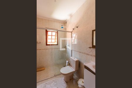 Casa à venda com 200m², 3 quartos e 3 vagas Casa à venda com 200m², 3 quartos e 3 vagasBanheiro
