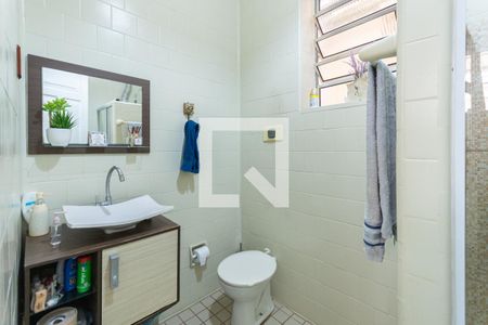 Casa à venda com 250m², 4 quartos e 2 vagasBanheiro primeiro andar