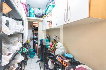 Casa à venda com 250m², 4 quartos e 2 vagasQuarto de Serviço