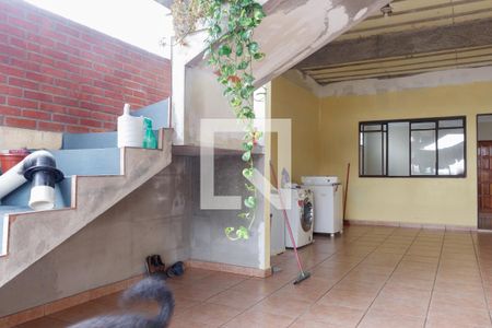 Casa à venda com 186m², 3 quartos e 5 vagas Casa à venda com 186m², 3 quartos e 5 vagasÁrea de serviço