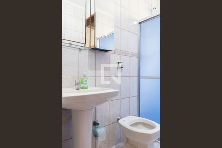 Casa à venda com 186m², 3 quartos e 5 vagas Casa à venda com 186m², 3 quartos e 5 vagasBanheiro